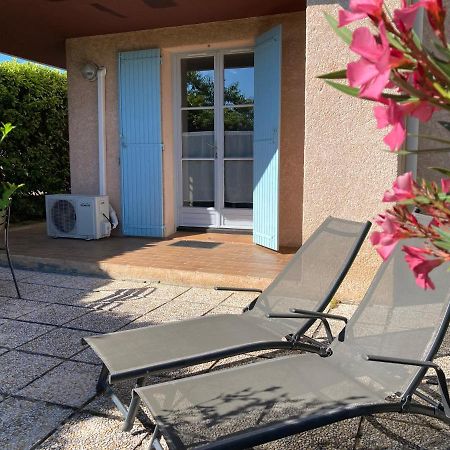 T2 Classe 2* Calme Au Coeur Du Village Provencale 그뢰오레방 외부 사진