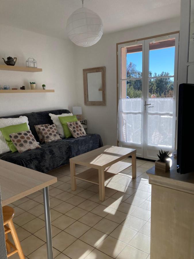 T2 Classe 2* Calme Au Coeur Du Village Provencale 그뢰오레방 외부 사진